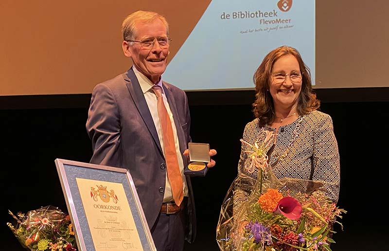 Jan Gommer neemt als directeur-bestuurder afscheid van FlevoMeer Bibliotheek