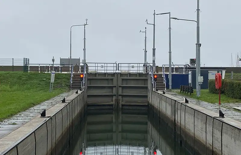 Groot renovatieproject bruggen en sluizen Flevoland afgerond