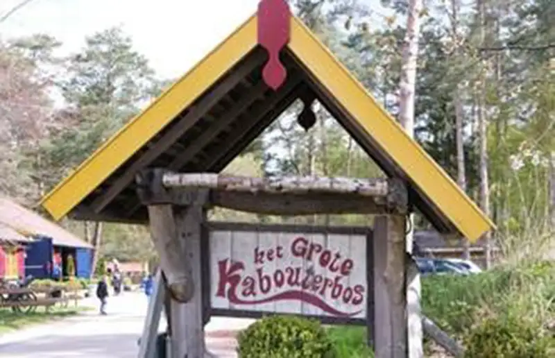 Opgroeicafé gaat in meivakantie op pad naar Het Grote Kabouterbos