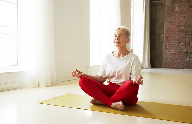 Open yogales tijdens Internationale Yoga Dag in De Meerpaal
