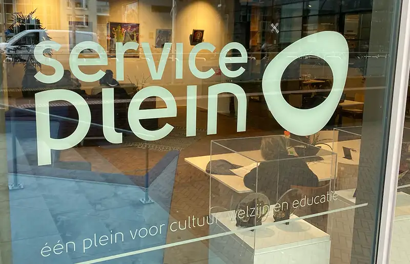 Verrassende voorstelling voor de allerkleinsten in bieb Dronten