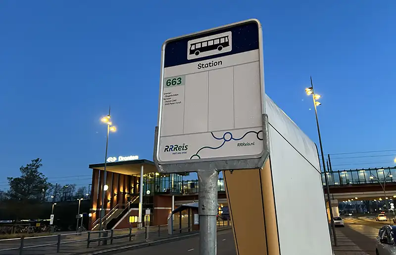 RRReis busstation Dronten