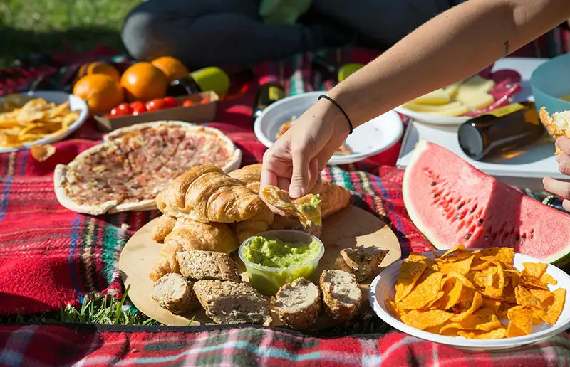 Grote buurtpicknick bij Ontmoetingspark Buiten! Dronten