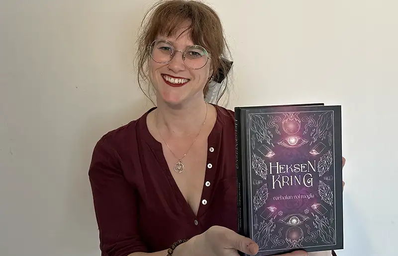 Marijke F. Jansen signeert ‘Heksenkring’ bij Bruna tijdens Halloween