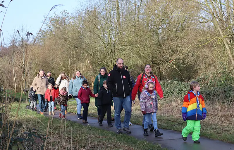 Ruim negenhonderd scouts lopen BP-tocht in Dronten