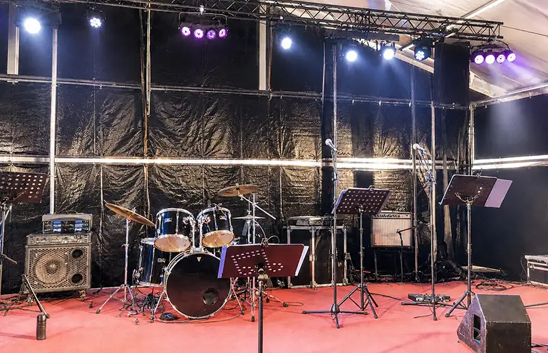 Van dorpspodium naar theaterzaal: Biddinghuizen maakt zich op voor eigen muziekproductie
