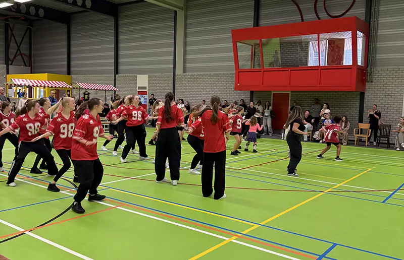 Zo’n 400 bezoekers ontdekken sportaanbod tijdens Grote Match Sportdag in Dronten
